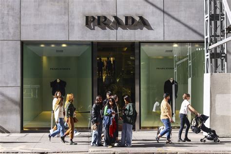 prada new york 5th ave|prada buys fifth avenue property.